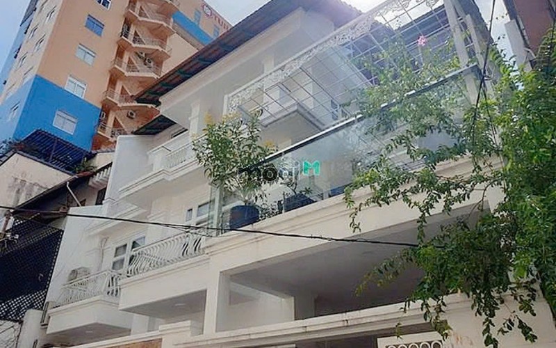 Siêu hiếm, quá tốt, Biệt thự Quận 1, 180m2, chỉ 55 tỷ, Ở Tuyệt Vời