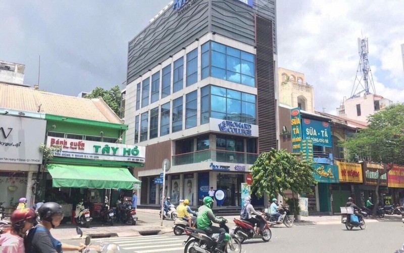Toà building Góc 2 MT Đinh Tiên Hoàng, DT 176m2, Hầm 6 Tầng