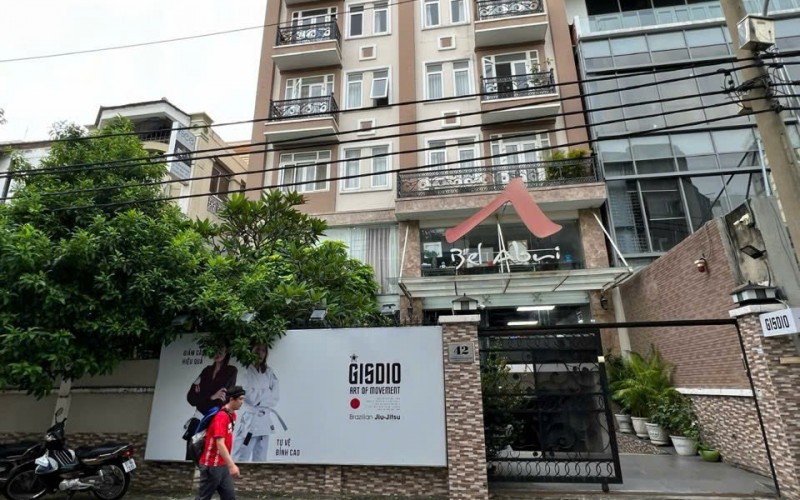 Tòa Nhà CHDV MT Quận 1, 14x25m. Hầm + 7 tầng, 350tr/th, chỉ 199 tỷ