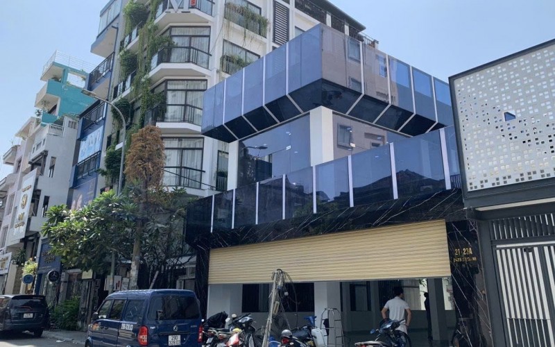 Toà nhà Góc 2 MT Thạch Thị Thanh, khu văn phòng sang trọng, gần công viên Lê Văn Tám, ngang 9.5m