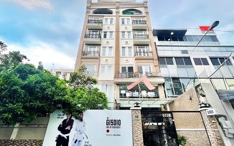 Toà nhà Hầm 7 Tầng, MT ngay Trần Quang Khải, DT 340m2, ngang 14m nổi bật, sẵn HĐT