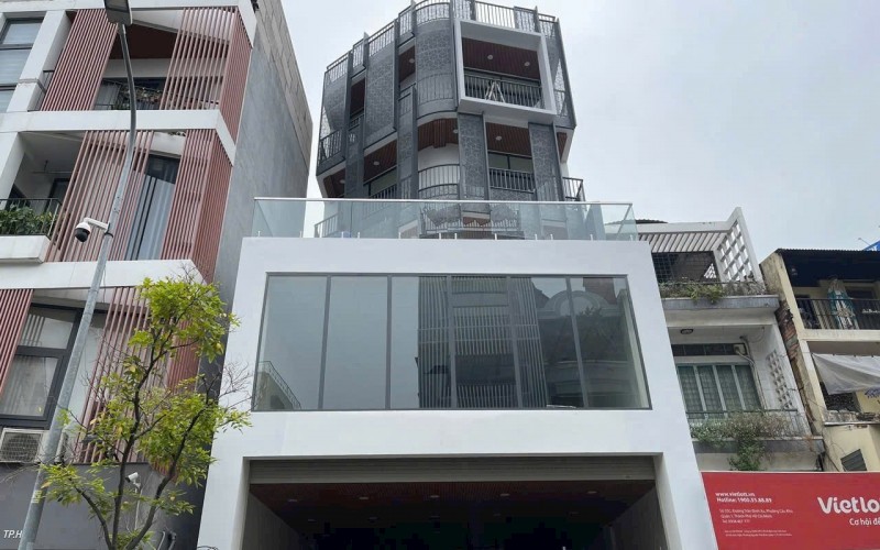 Toà nhà Hầm 7 Tầng, MT Trần Đình Xu, Q.1, gần Bến Thành, giá 95 tỷ