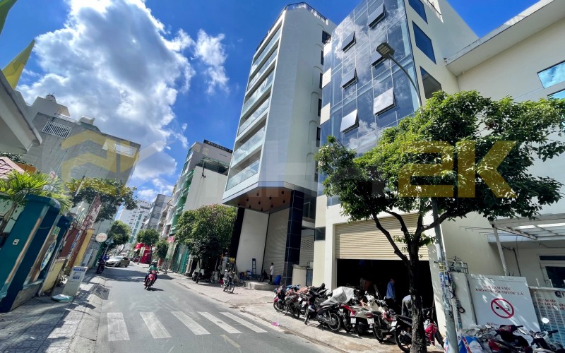 Ko còn sản phẩm so sánh, Tòa nhà Hầm 8 Tầng, MT liền kề Trần Hưng Đạo, gần chợ Bến Thành, DT 8x25m, HĐT mới ký