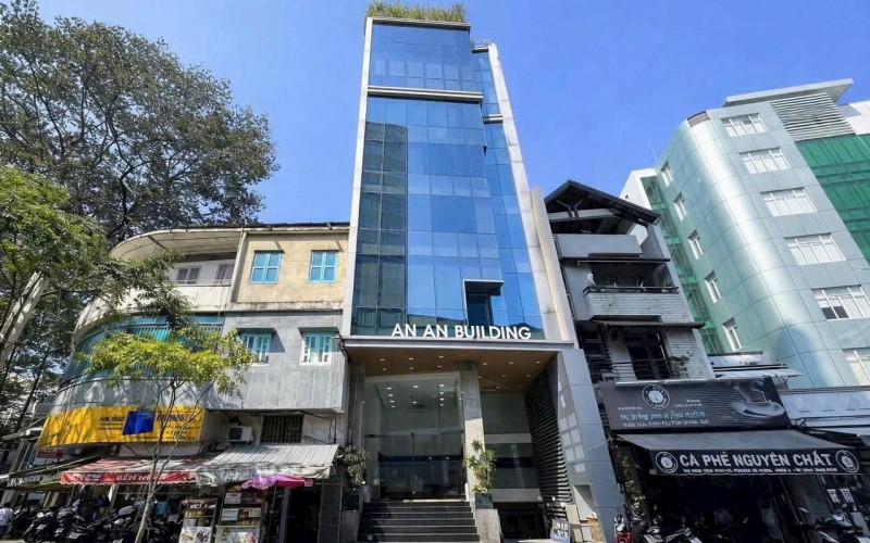 Toà Nhà MT ngay góc Trần Hưng Đạo - Trần Đình Xu, Hầm 9 Tầng nổi bật, DT 8.65x20m, doanh thu 450-500tr/th