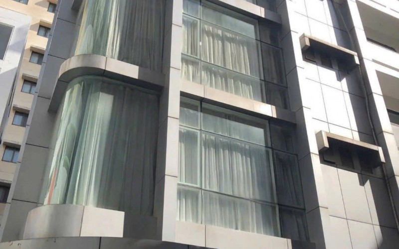 Tòa nhà Nguyễn Trung Trực, ngay Bến Thành, DT 9x25m, sẵn kết cấu vận hành, khai thác ngay
