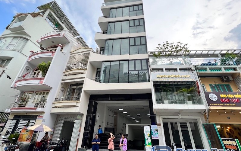 Toà nhà văn phòng 5 Tầng - Thang Máy, P. Tân Định, Q.1, DT 4x22m, giá 28.5 tỷ TL