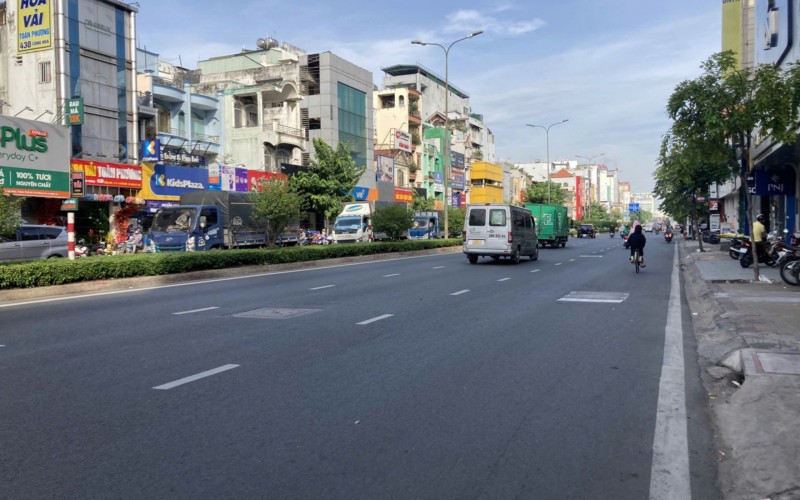 Tòa Nhà Văn Phòng Siêu Vip Quận 3. 20x27m. H10T,  Đương Thương Hiệu, 210 tỷ