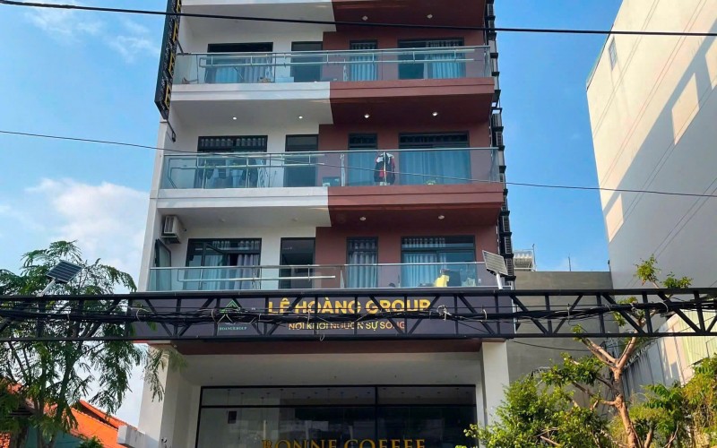 Tòa Nhà Vip, 12x30m. Hầm, 7 Tầng, 1700m2 sàn, HĐT 240tr/th, chỉ 95 tỷ