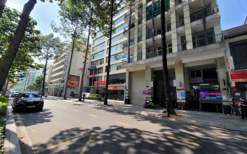 Tốt nhất MT Phố Tài Chính Nguyễn Công Trứ, DT 4.5x22m, 6 Tầng, Thang Máy