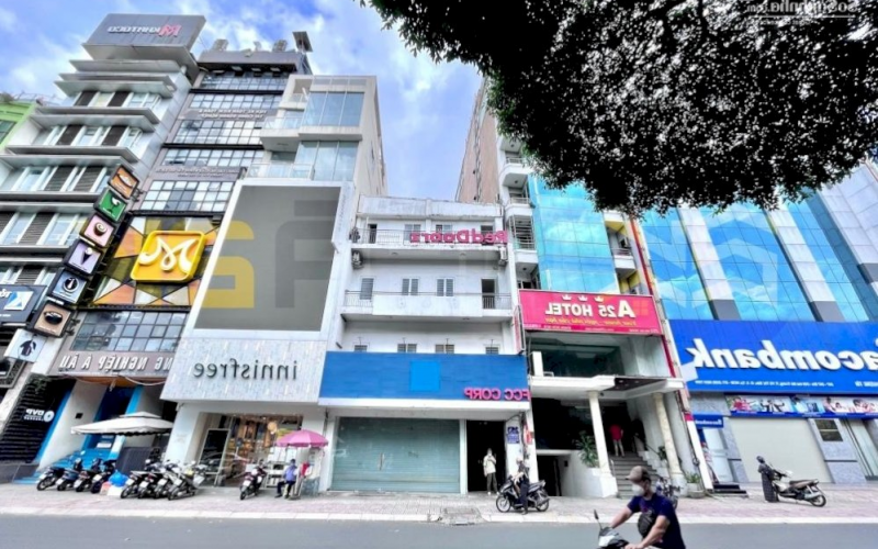 Vị trí đẹp, MT Hai Bà Trưng, Q.1, DT 4x20m, nhà 5 tầng kiên cố